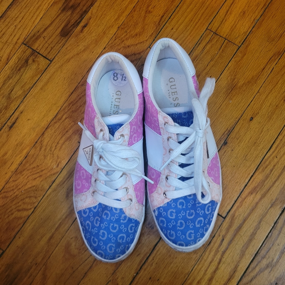 Y2K Guess Logo Patchwork' Sneakers in‎ Pink/Blue/Yellow EUC 90's Fashion Urban
